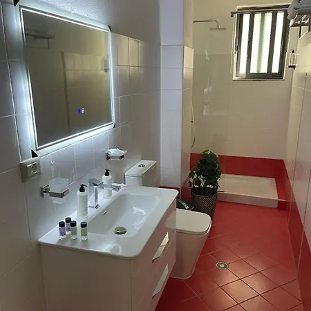 Andi's 1 Gjirokastër